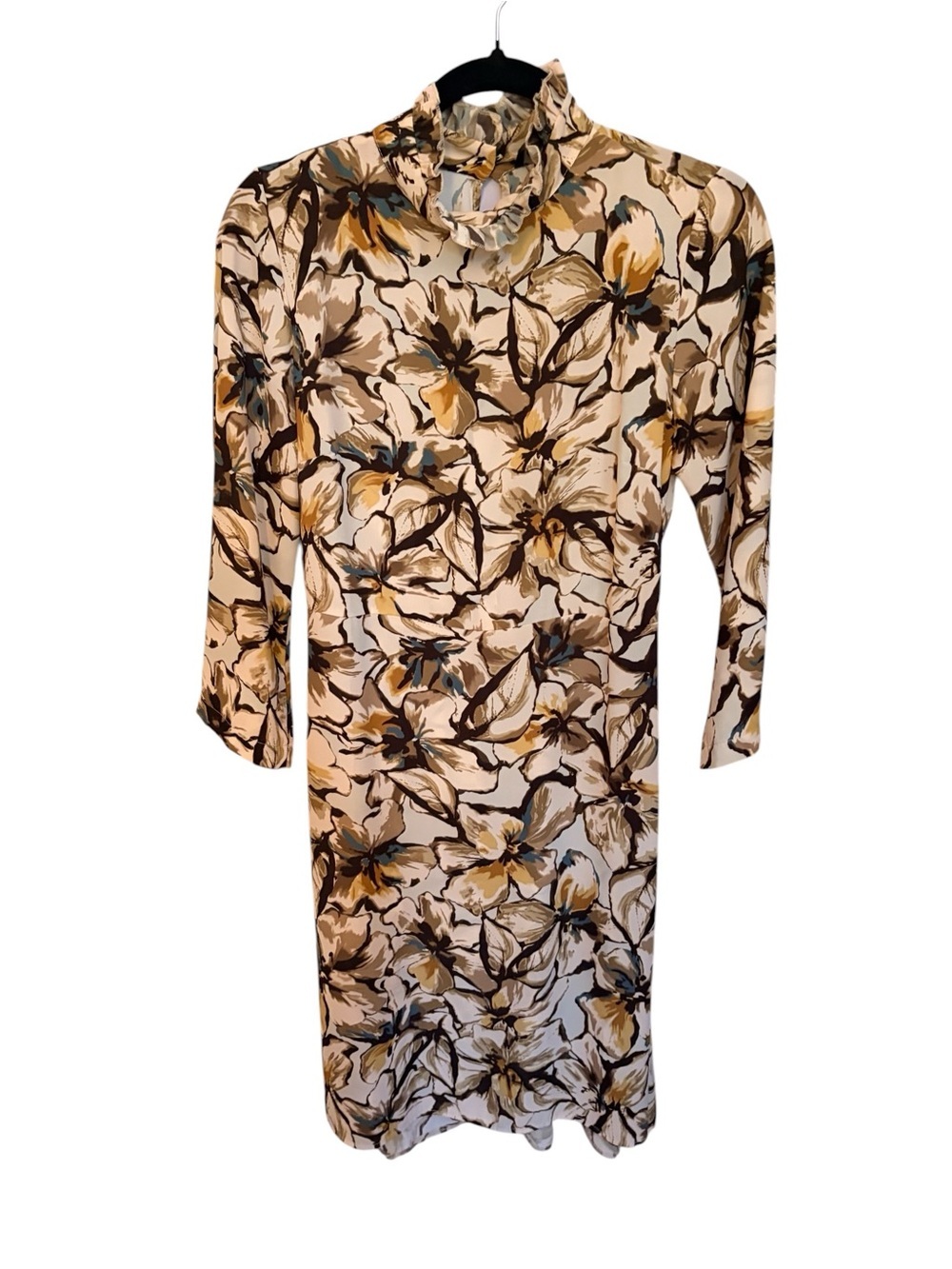 Floral Long-Sleeve Shift Dress in Cream and Brown